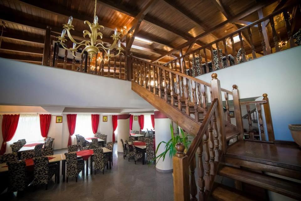 Hotel Gclub Breaza (Prahova) Exterior foto